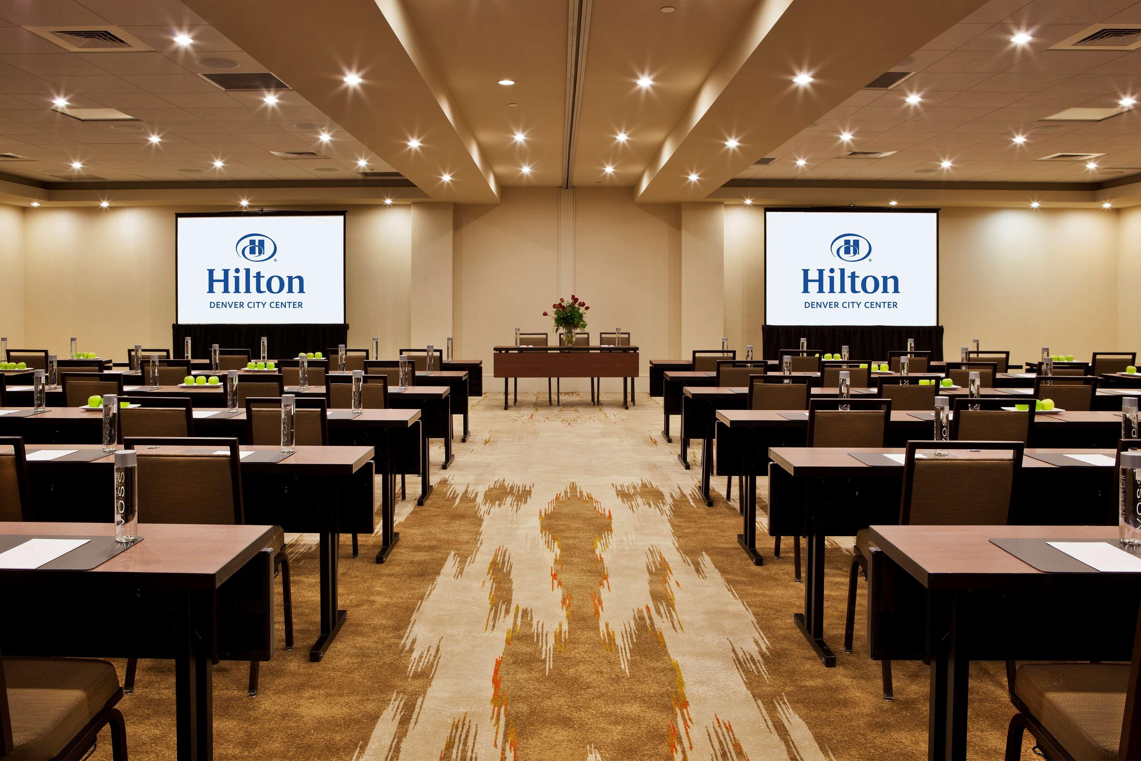 Hilton Denver City Center Exterior foto